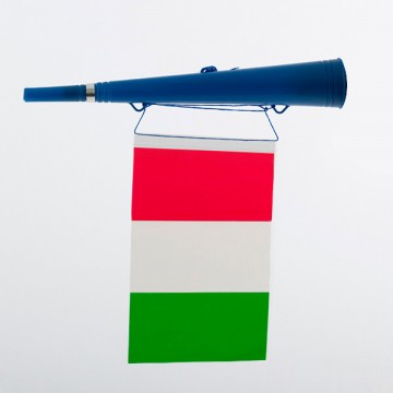 trombetta con bandiera italia